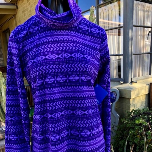 Women's Columbia Plush Purple Print T-Neck Top S - Picture 3 of 14